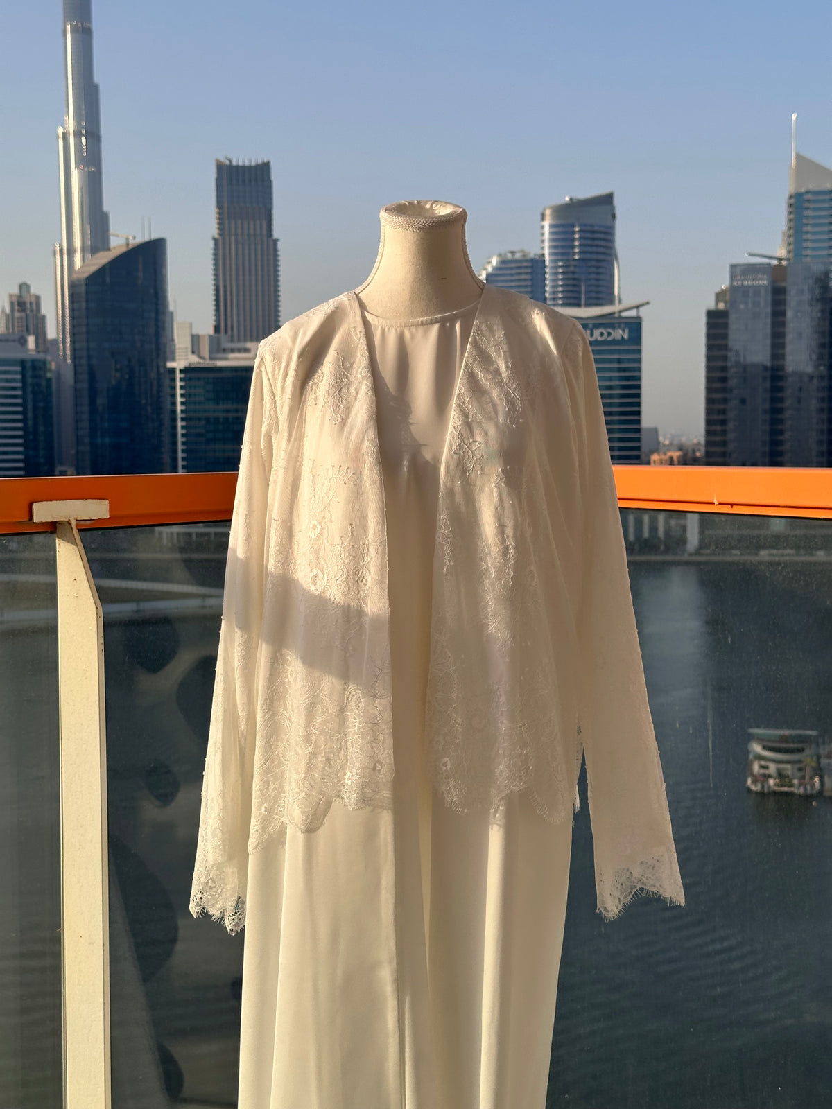 Lace Abaya White
